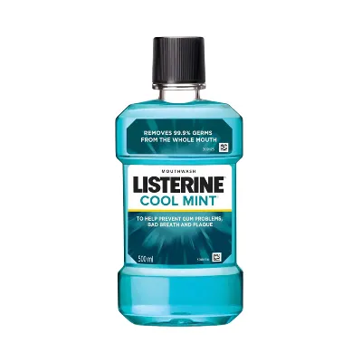 Cool mint Listerine for refreshing oral hygiene.
